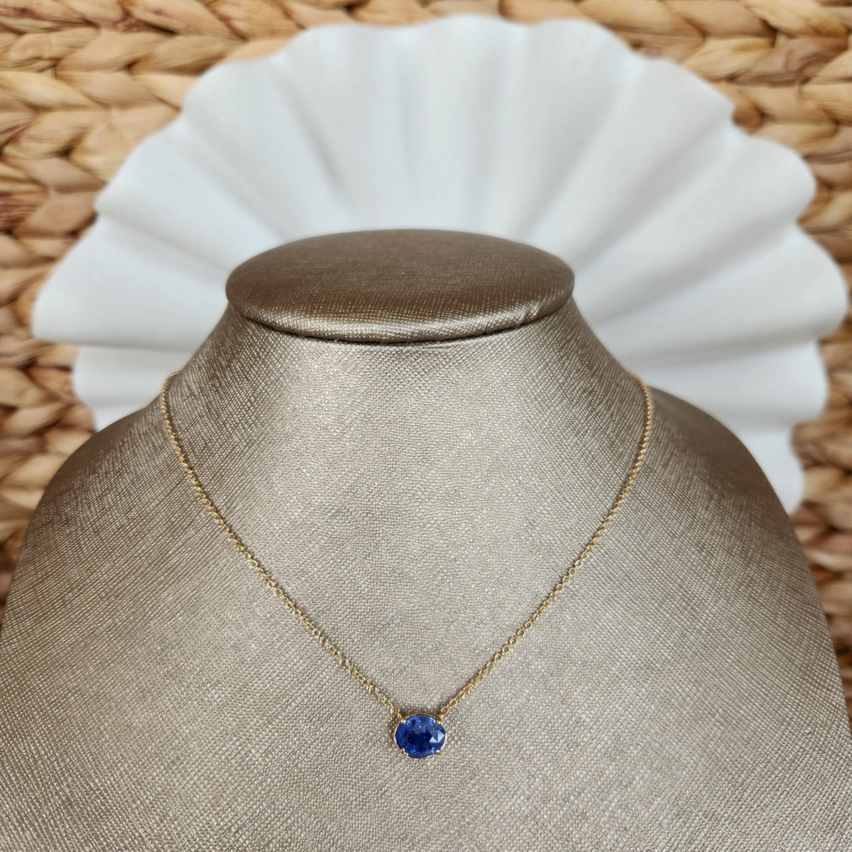 14 Karat Yellow Gold Banded Oval Blue Sapphire Necklace, 16-18"