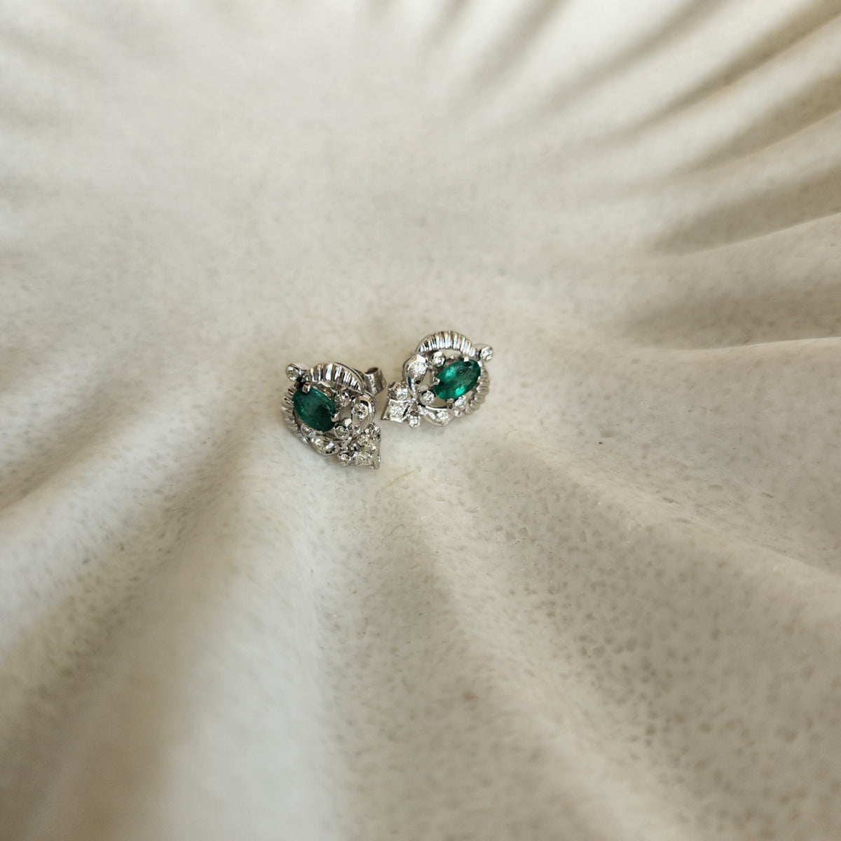 18 Karat White Gold Emerald & Diamond Earrings