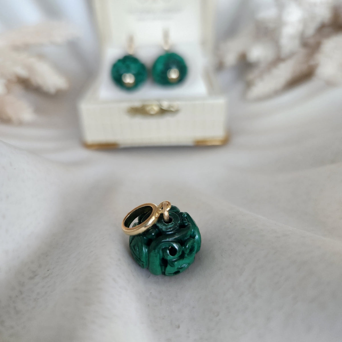 14 Karat Yellow Gold 14 Mm Carved Malachite Dangle Earrings With Leverbacks