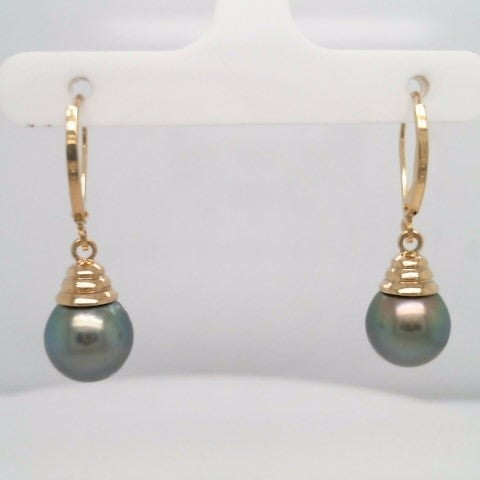 14 Karat Yellow Gold 9.5 Mm Grey Tahitian Pearl Earrings With Ribbed Pearl Cap On Leverbacks