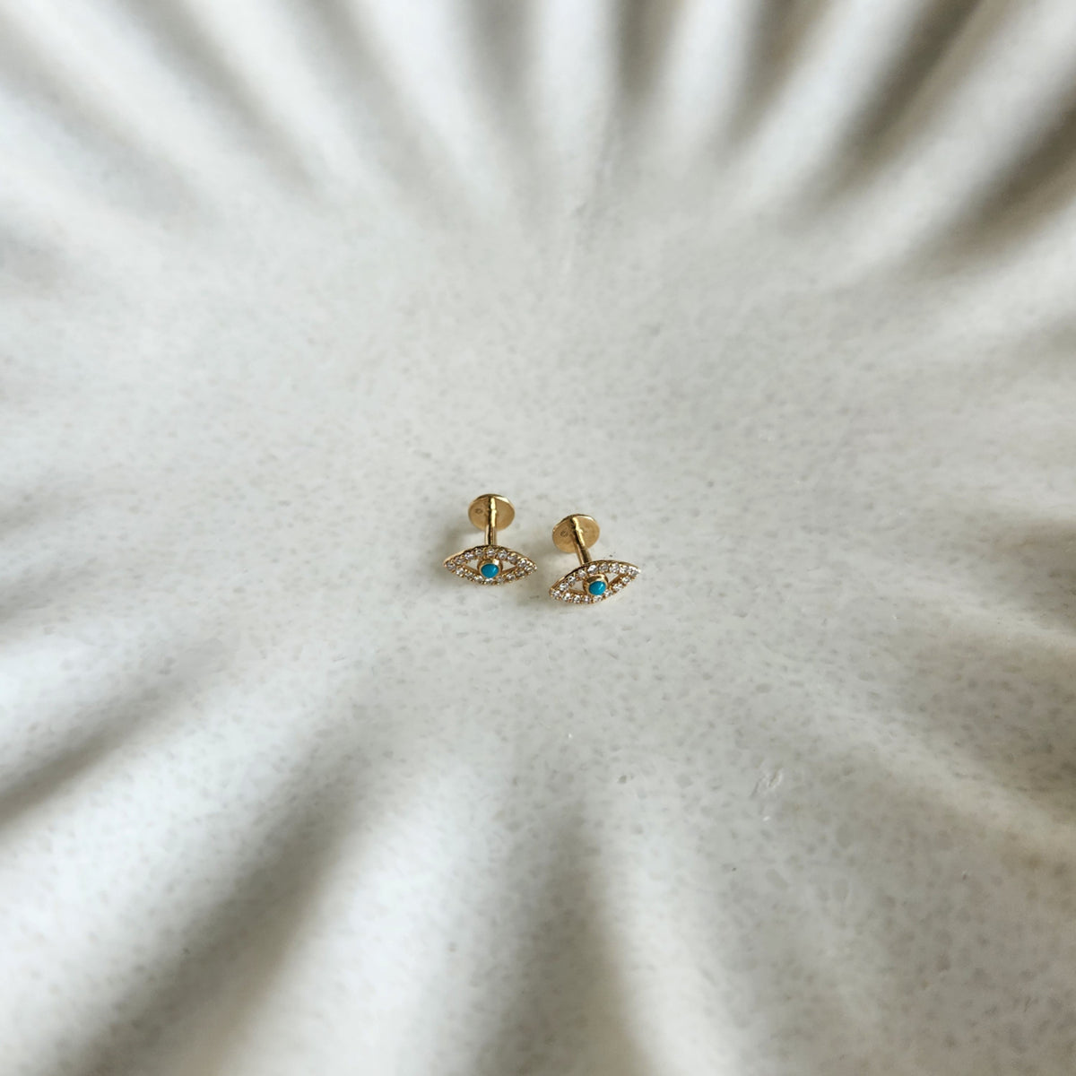 14K Yellow Gold Turquoise Earrings With Flat Screw Back