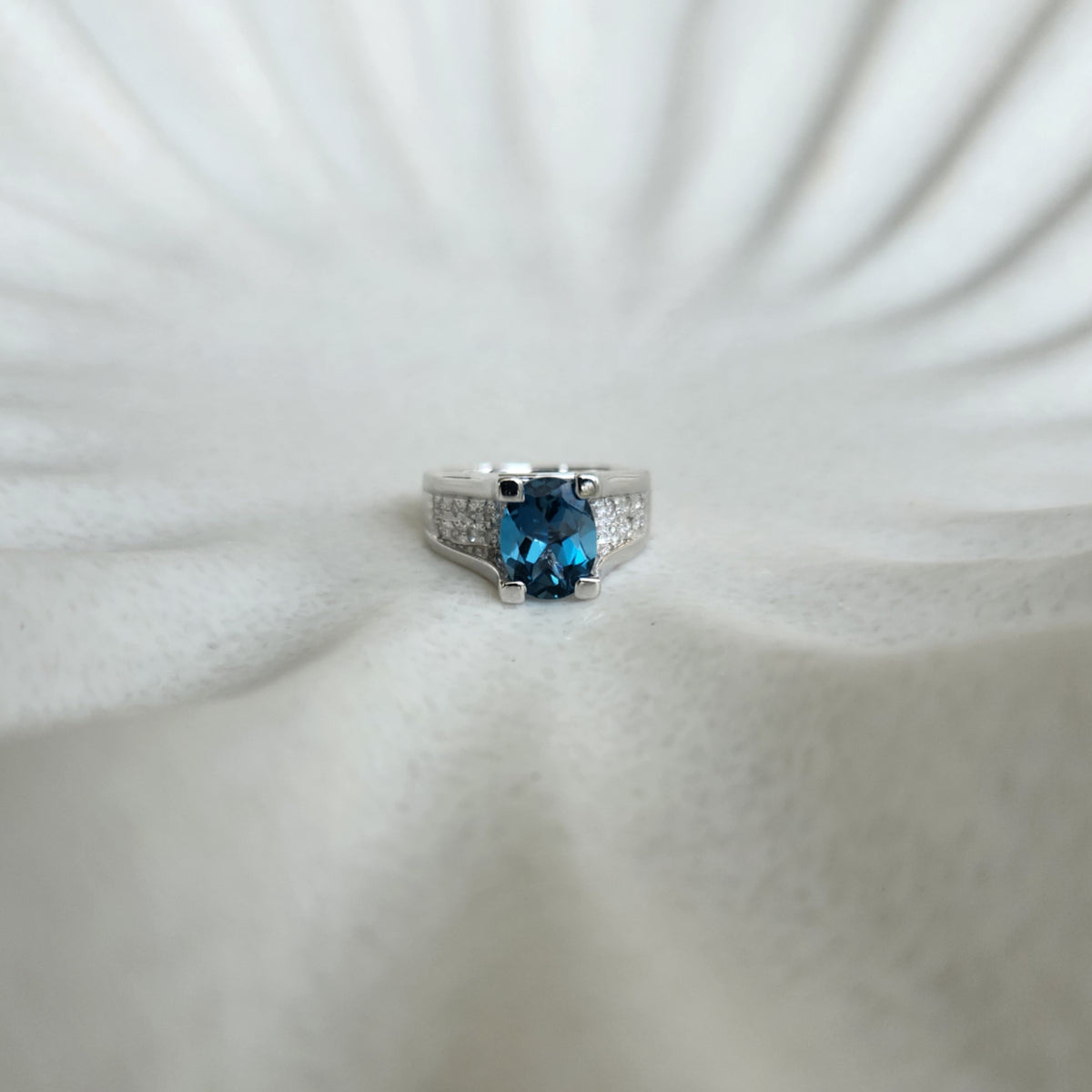 Vintage 14 Karat White Gold Blue Topaz & Diamond Ring