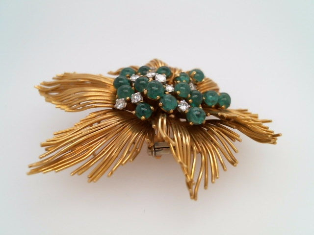 Vintage Retro 18 Karat Yellow Gold Floral Starburst Pin With Cabochon Emeralds & Diamonds