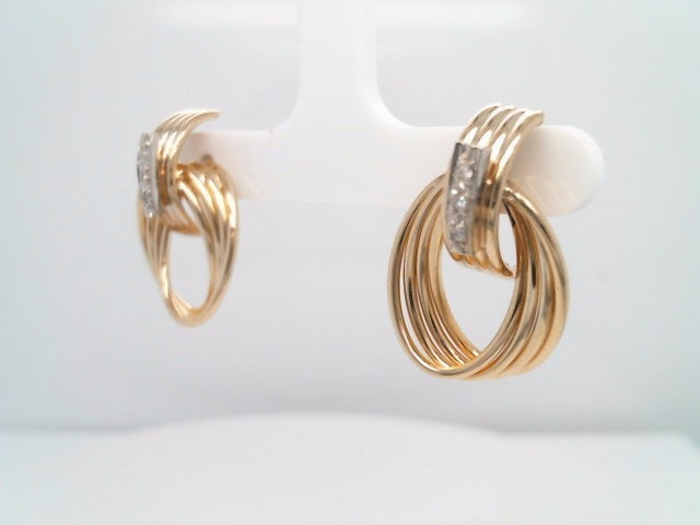 Vintage 14 Karat Yellow Gold Quadruple Twisted Wire Oval Circle Earrings With Diamonds