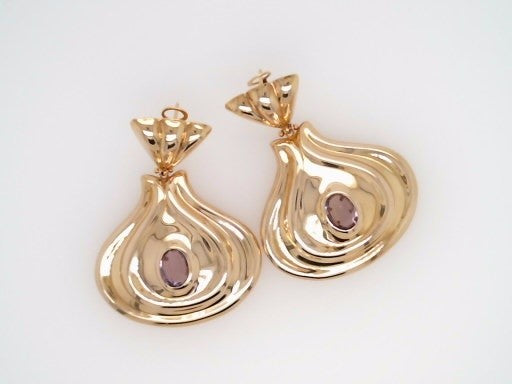 Vintage 14 Karat Yellow Gold Exaggerated Teardrop Shaped Dangle Earrings With "Rose De France" Amethyst