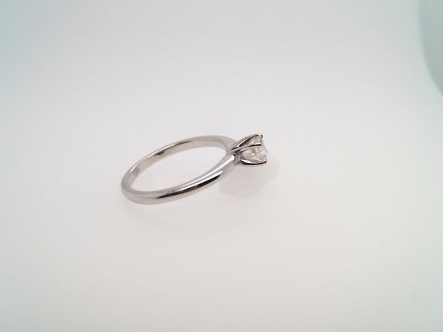 14 Karat White Gold 4 Prong Set Round Brilliant Diamond Solitaire Ring