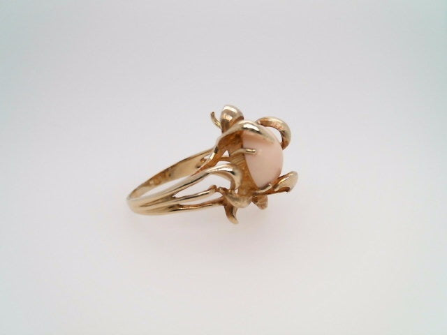 Vintage 14 Karat Yellow Gold Freeform Angelskin Coral Ring