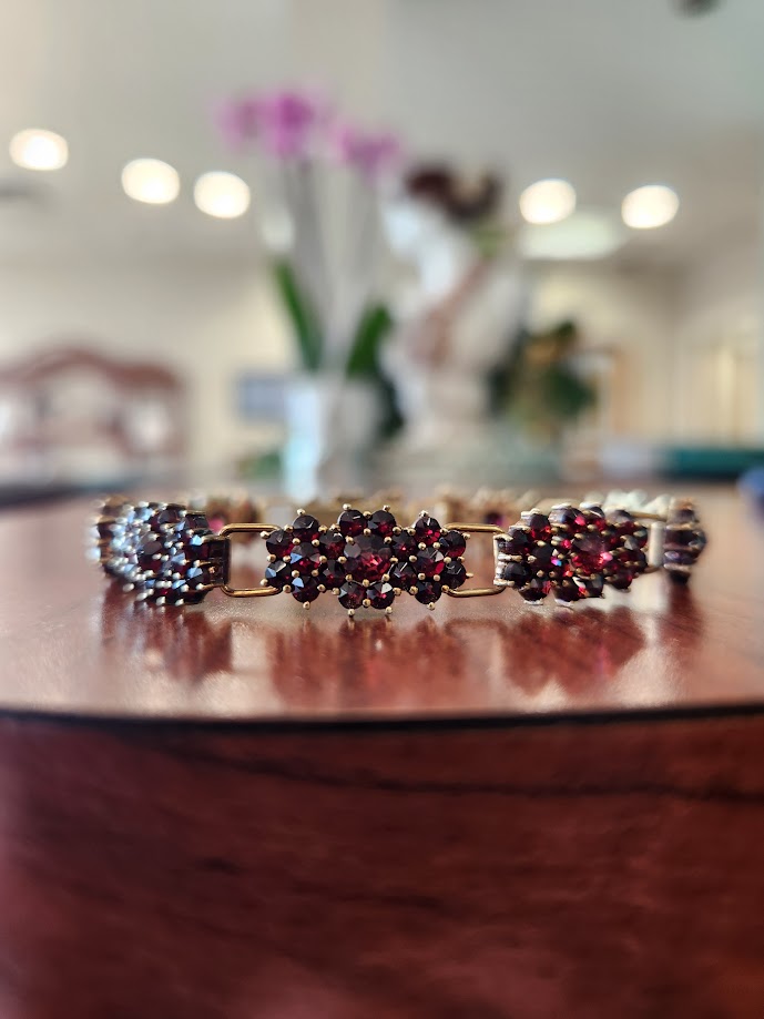 Antique Victorian 14 Karat Yellow Gold 10 Mm Wide Bohemian Garnet Cluster Bracelet 7.5"