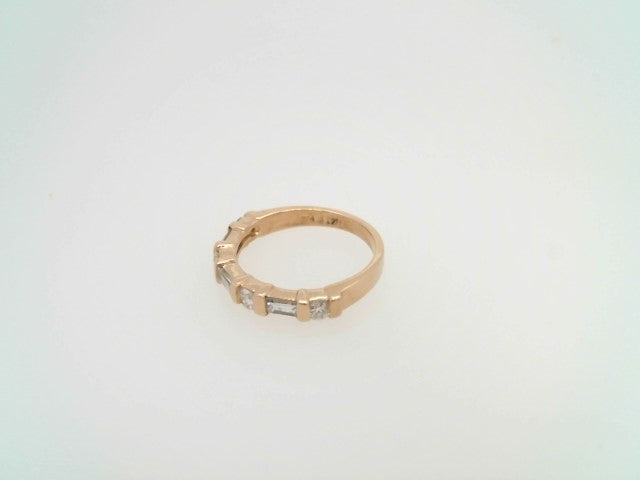 Vintage 14 Karat Yellow Gold Baguette & Round Diamond Bar Set Band Ring