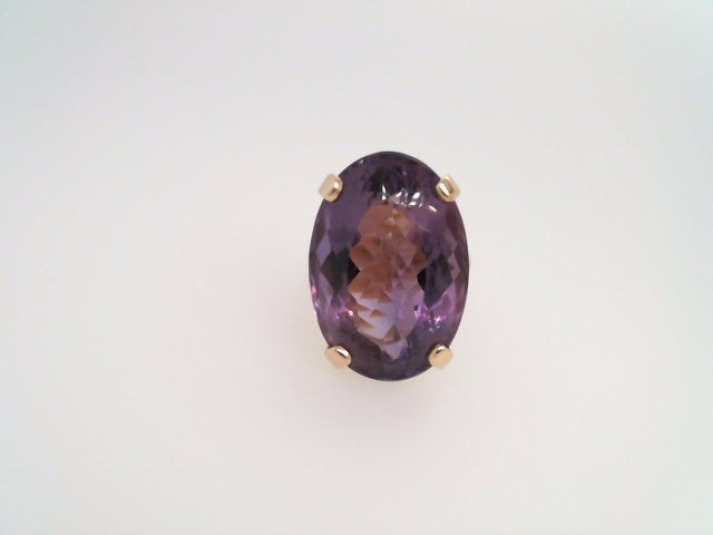 Vintage 14 Karat Yellow Gold Oval Amethyst Solitaire Statement Ring