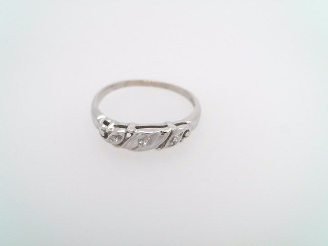 Vintage 14 Karat White Gold 4 Mm Sculpted Filigree Diamond Band Ring