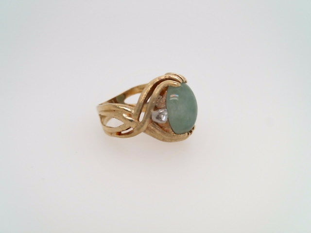 Vintage 18 Karat Yellow Gold Nephrite Jade & Diamond Ring With Brushed Finish