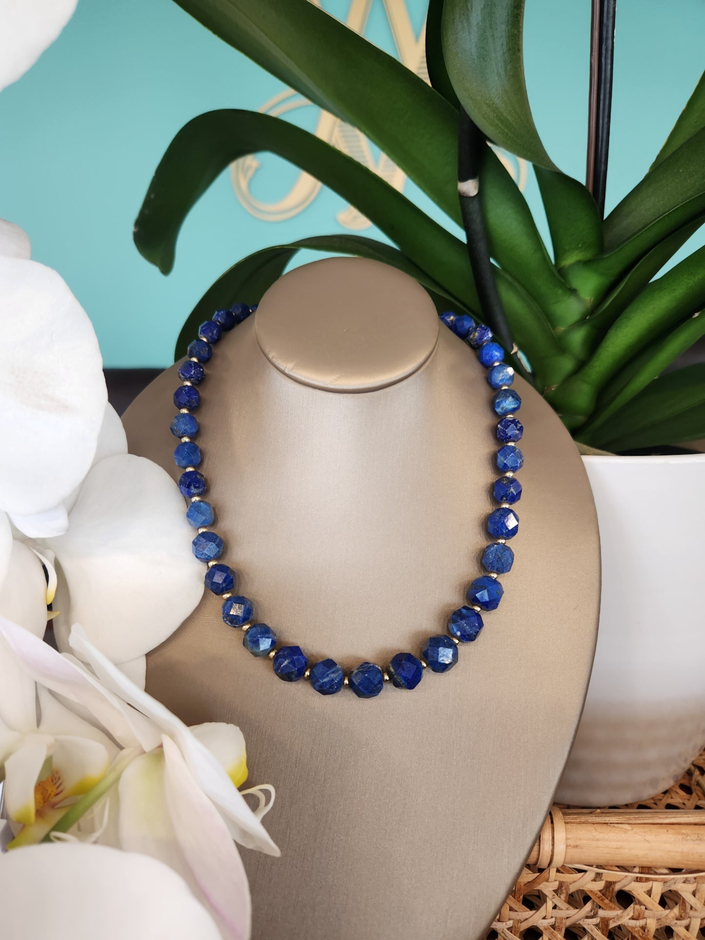14 Karat Yellow Gold Faceted Lapis Bead Necklace, 22"
47 Beads = 7.5-