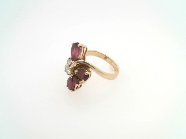 Vintage 14 Karat Yellow Gold Rhodolite Garnet & Diamond Freeform Cluster Ring