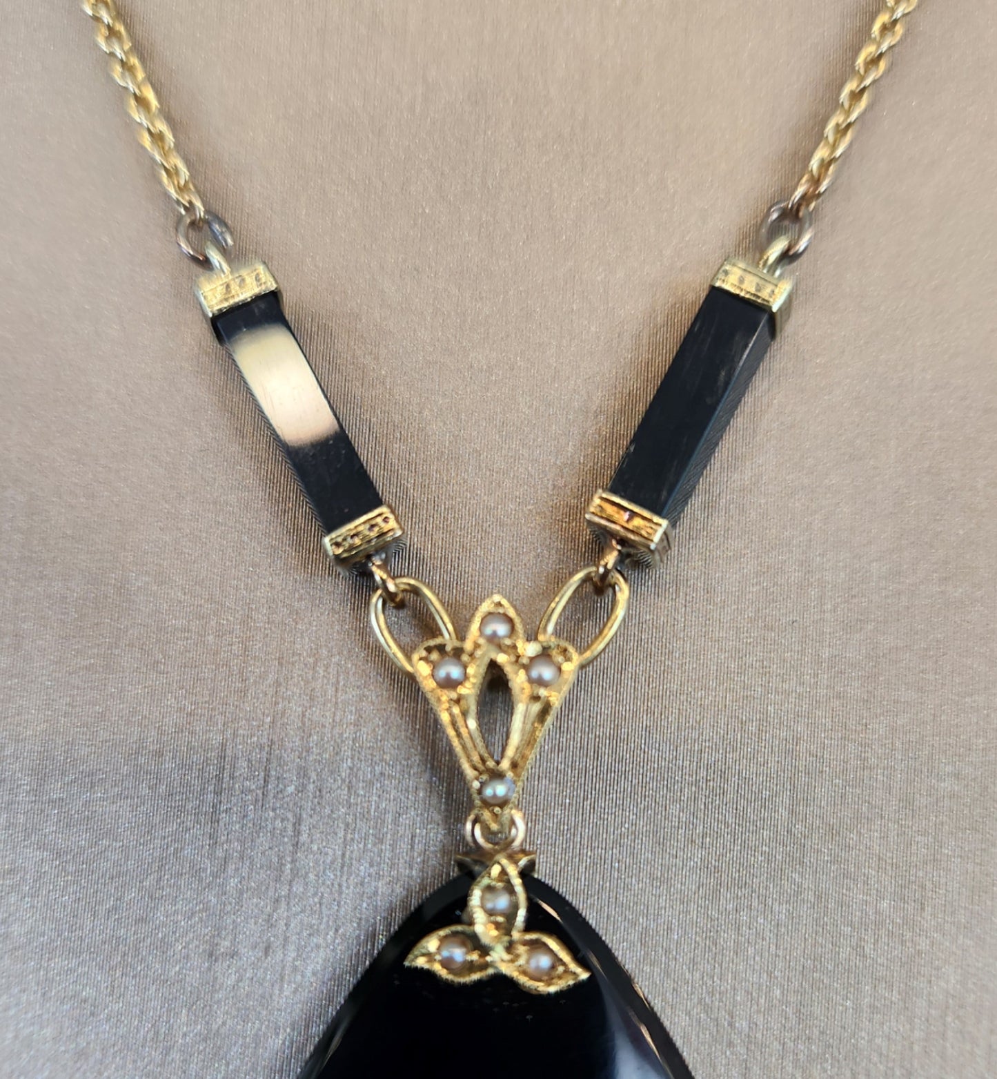 Antique Victorian 14 Karat Yellow Gold Black Onyx & Seed Pearl Necklace, 18"