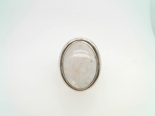 Vintage Sterling Silver Bezel Set Cabochon Moonstone Solitaire Ring