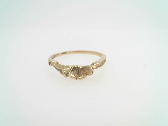 Vintage 14 Karat Yellow Gold Floral Shadow Band Ring