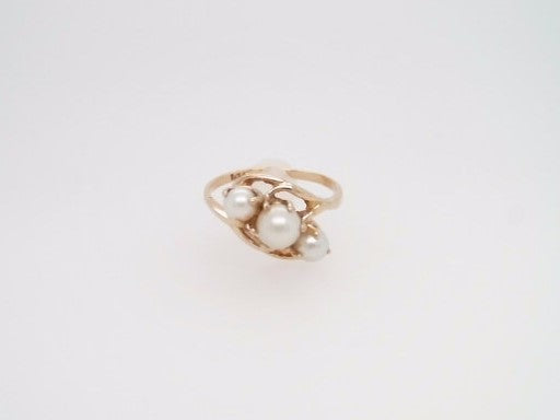Vintage 14 Karat Yellow Gold Triple White Akoya Pearl Ring