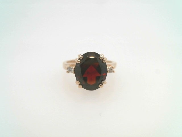 Vintage 10 Karat Yellow Gold Garnet & Diamond Ring