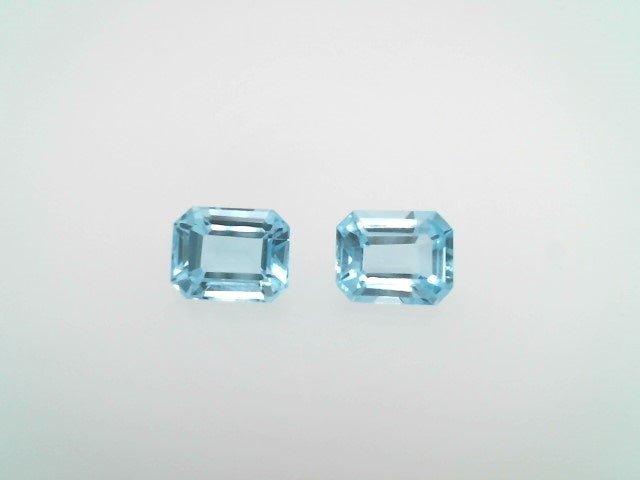 Loose Matched Pair Of Emerald Shape Natural Step-Cut Blue Topaz
1= 4