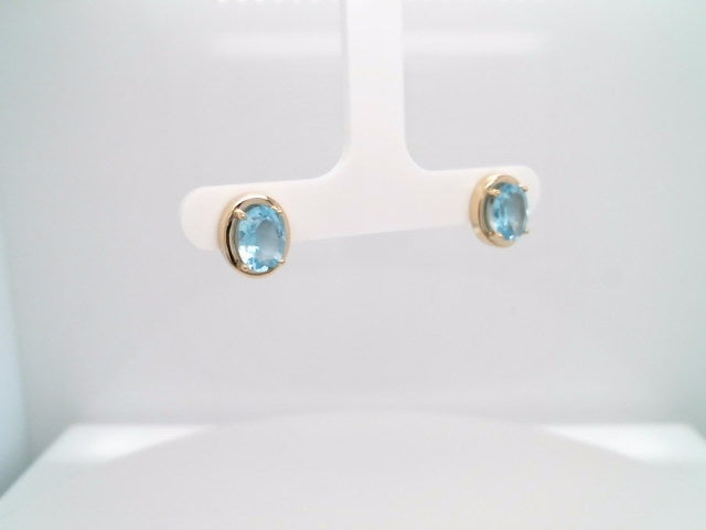14 Karat Yellow Gold Blue Topaz Stud Earrings