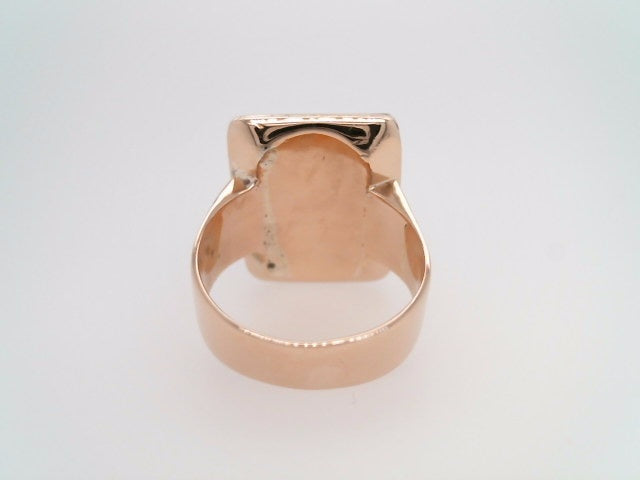 Vintage 10 Karat Rose Gold Black & White Stone Carved Cameo Ring