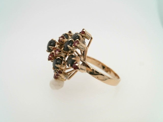 Vintage 14 Karat Yellow Gold Black Star Sapphire & Ruby Pagoda/Temple Style Cluster Ring