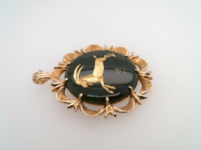 Vintage 14 Karat Yellow Gold 35 Mm Capricorn Zodiac Medallion Pendant With Dark Green Carved Jade Cabochon