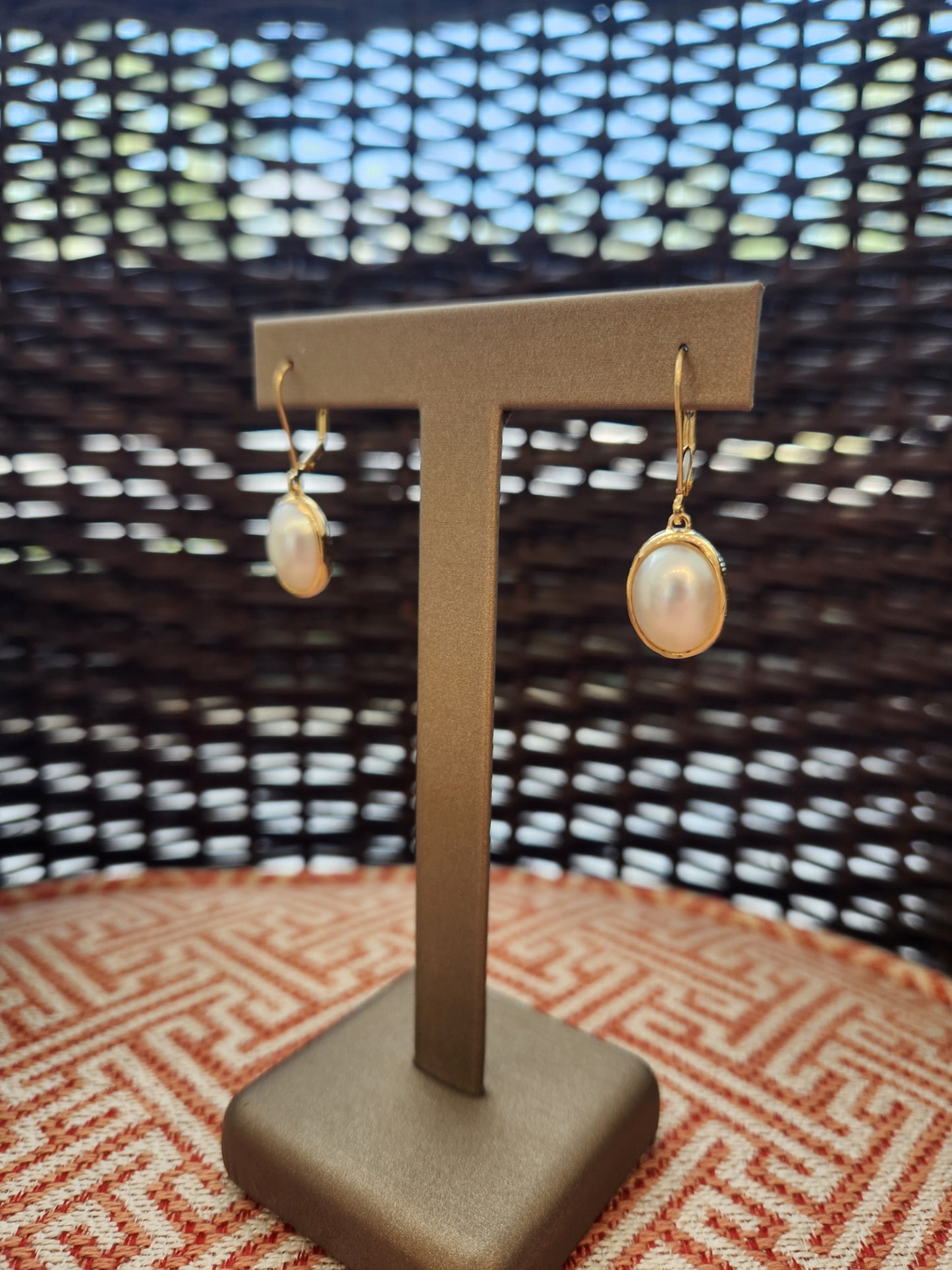 Vintage 18 Karat Yellow Gold Oval Mabe Pearl Bezel Set Earrings With Leverbacks