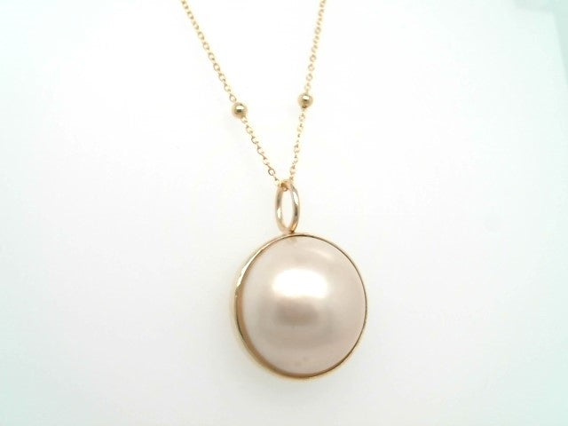 Vintage 14 Karat Yellow Gold Bezel Set 14 Mm Mabe Pearl Pendant