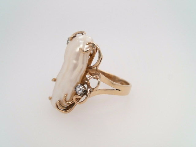 Vintage 14 Karat Yellow Gold Freeform Freshwater Pearl & Diamond Ring