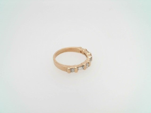 Vintage 14 Karat Yellow Gold Baguette & Round Diamond Bar Set Band Ring