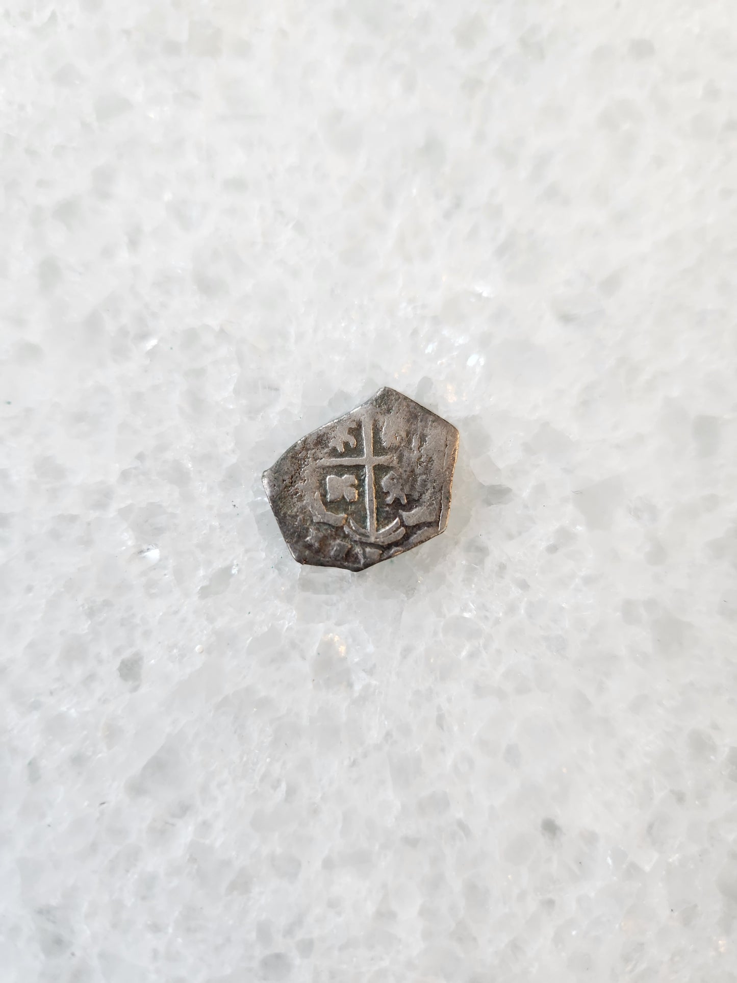 Silver Spanish 1 Reale Minted In Madrid; Spanish Colonial; Year 1700s; Phillip V; Weight 2.36 Gr Rare Colonial Coin Found By Rupert Gates On The 1715 Fleet (Steve Is Finding The 2nd Cert.)
