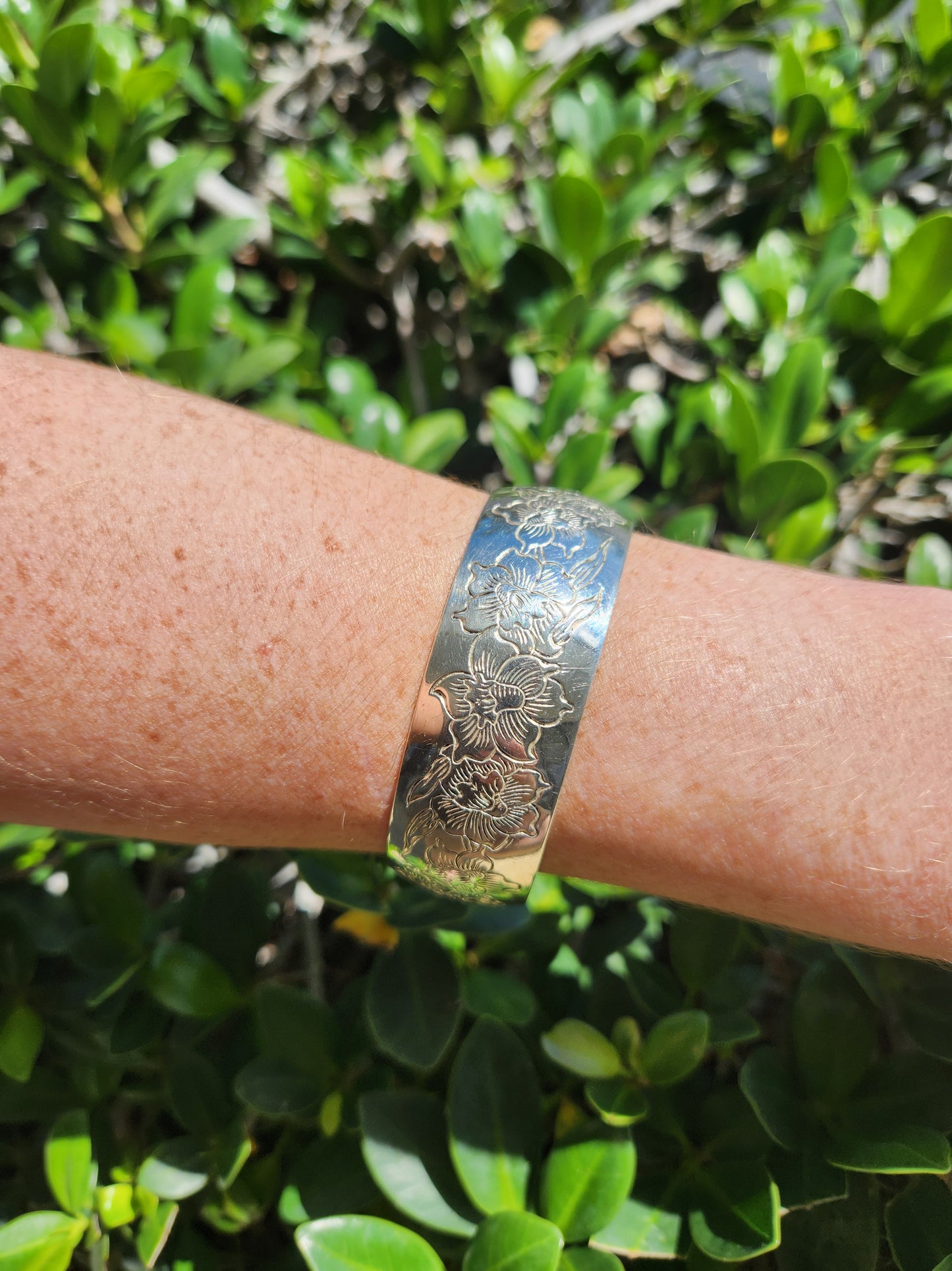 Vintage Sterling Silver "Daffodil" Etched Cuff Bangle Bracelet, Signed S. Kirk & Sons, Jonquil