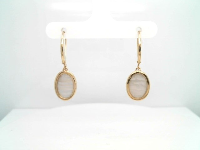 Vintage 18 Karat Yellow Gold Oval Mabe Pearl Bezel Set Earrings With Leverbacks