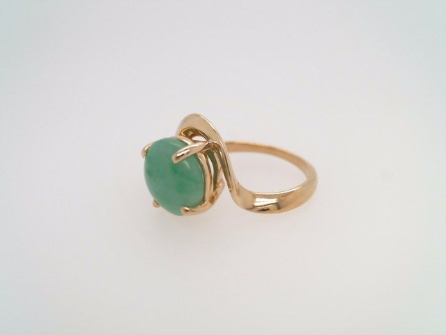 Vintage 14 Karat Yellow Gold Freeform Jade Ring
