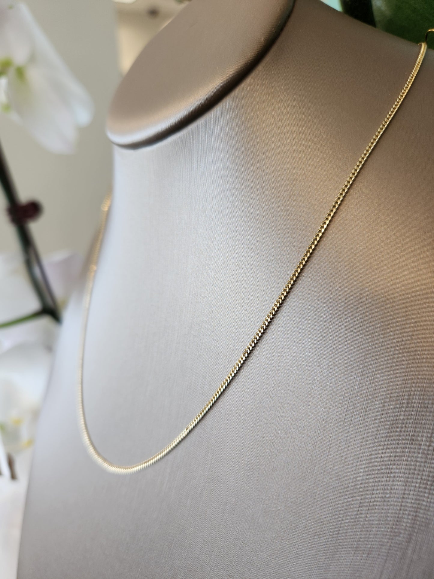14 Karat Yellow Gold 1.5 Mm Curb Link Chain, 17.75"