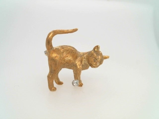 Vintage 18 Karat Yellow Gold Playful Cat Pin With Diamond Accent