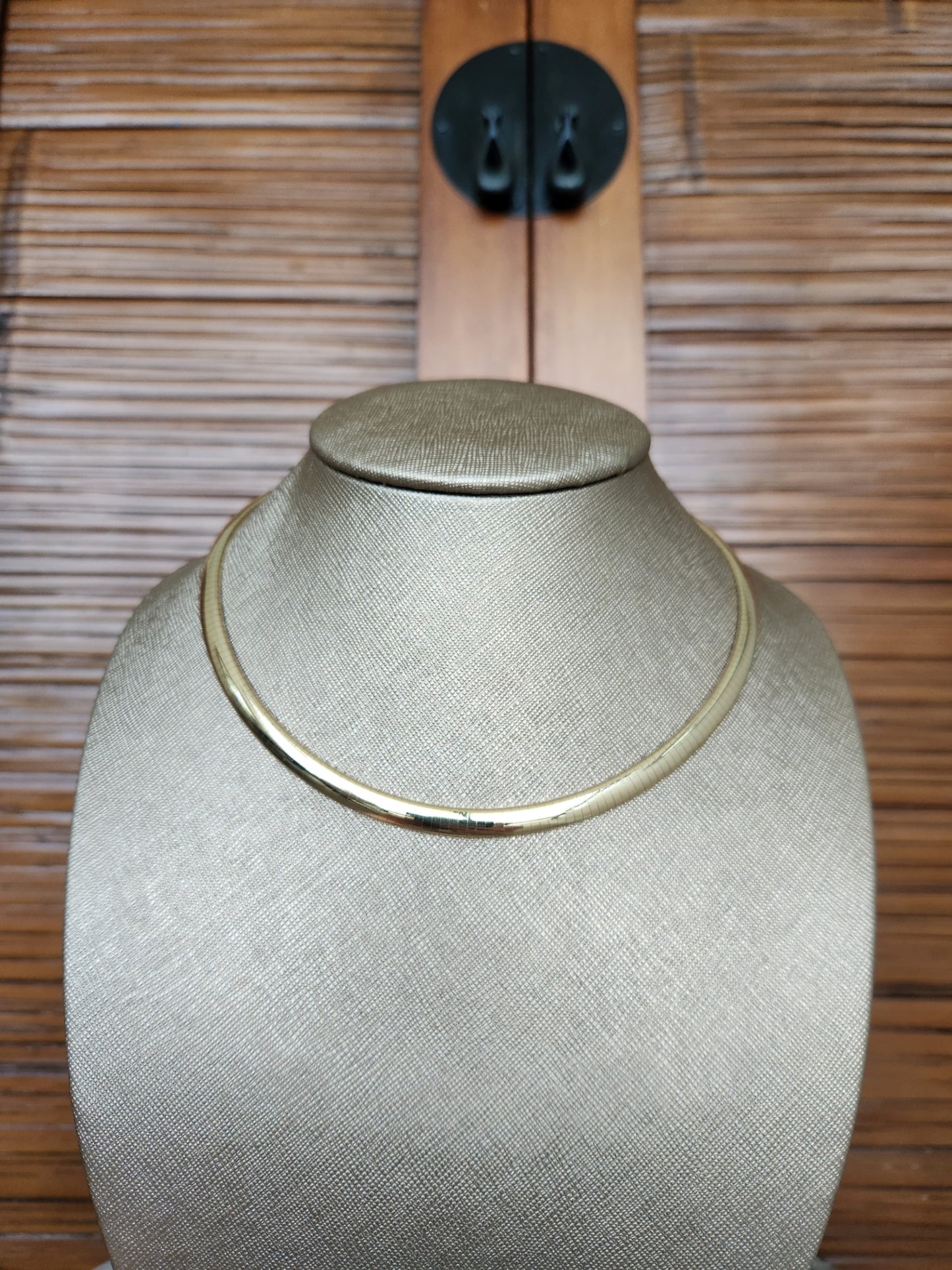Vintage 14 Karat Yellow Gold 6 Mm Domed Omega Chain Necklace, 16.5"