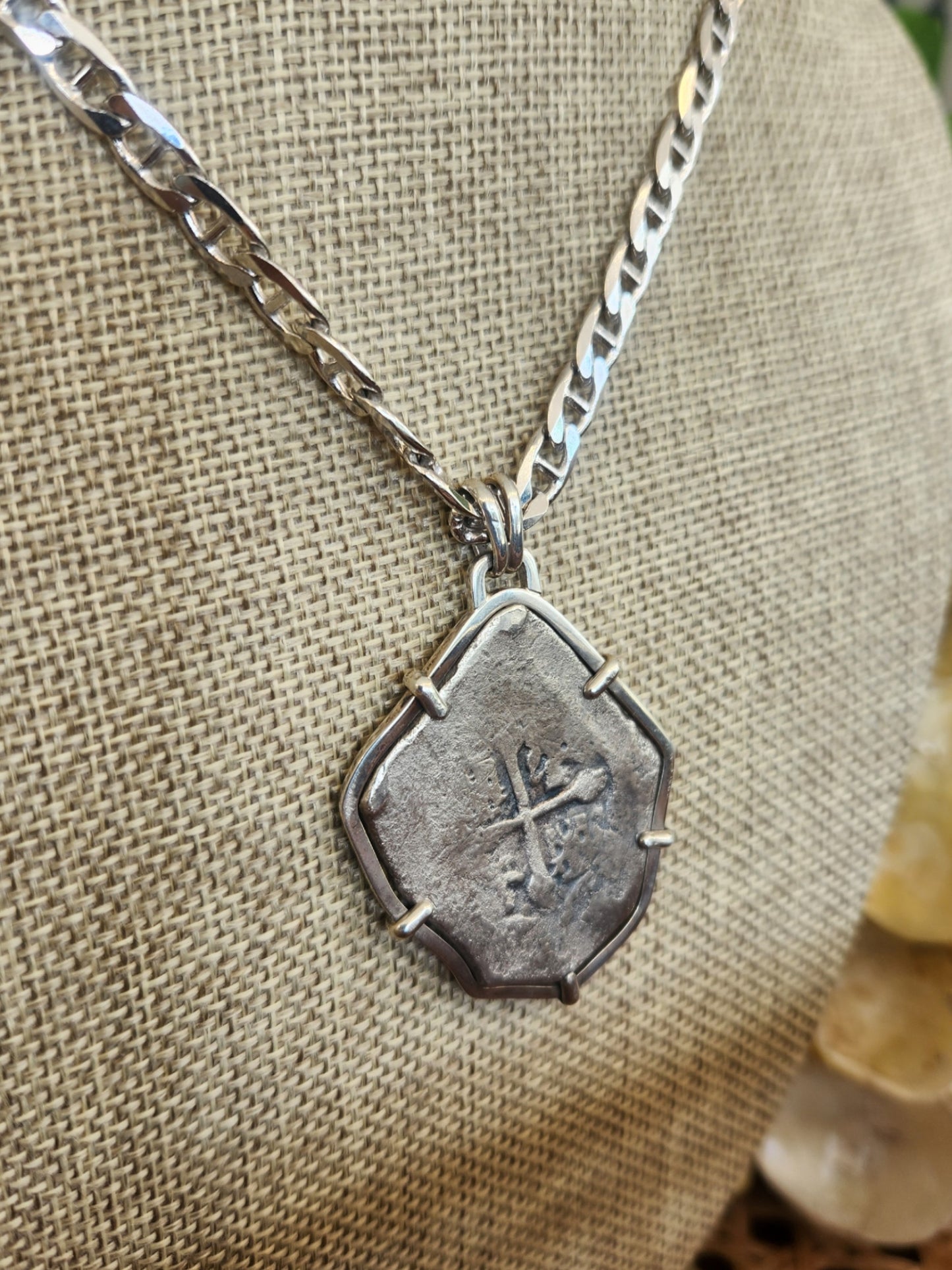 1715 Fleet Spanish 8 Reale in Sterling Silver Pendant
Date: 1700s