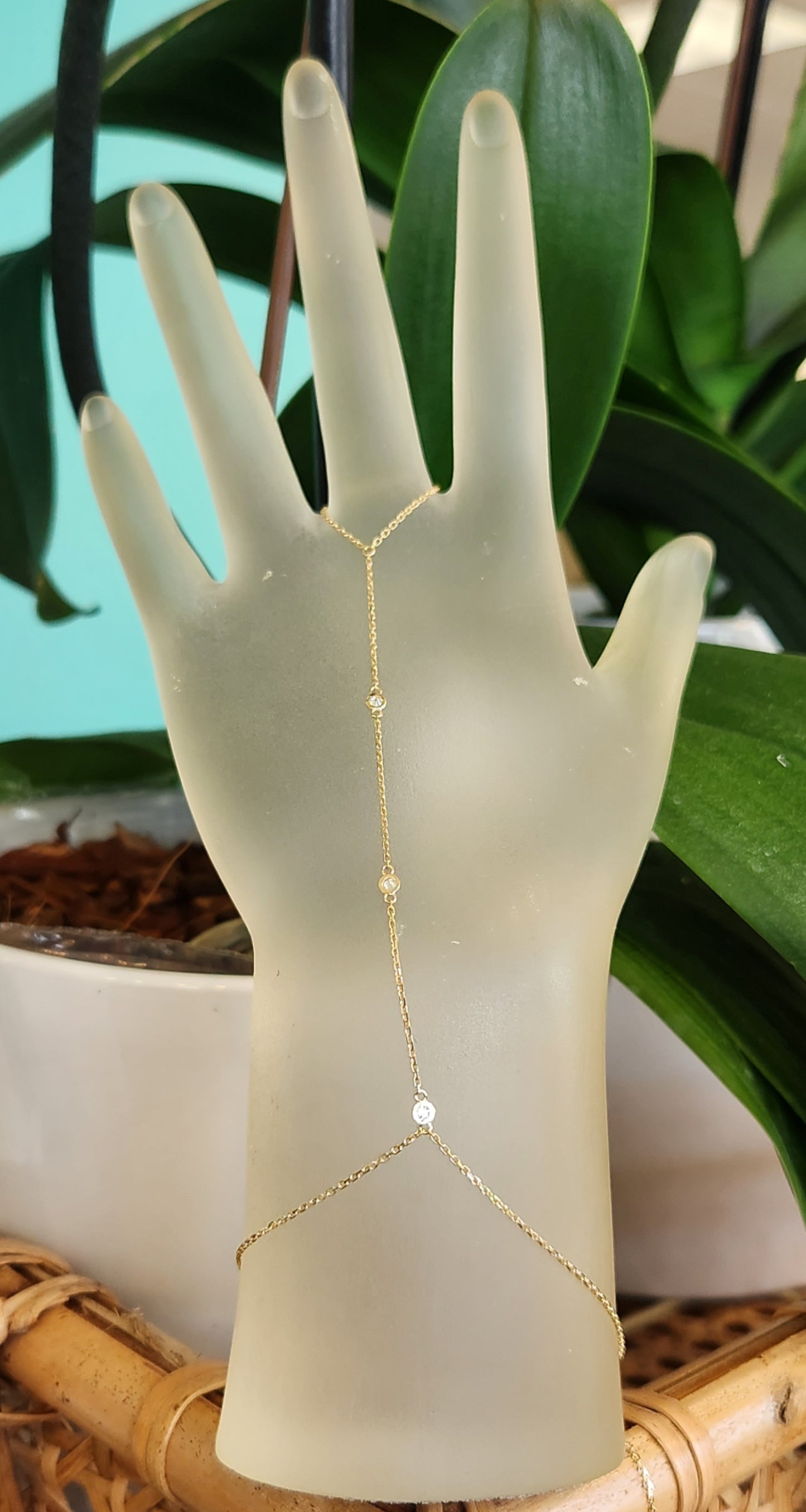 14 Karat Yellow Gold Bezel Set Diamond Hand Chain Bracelet W/Ring, 7" + 1"