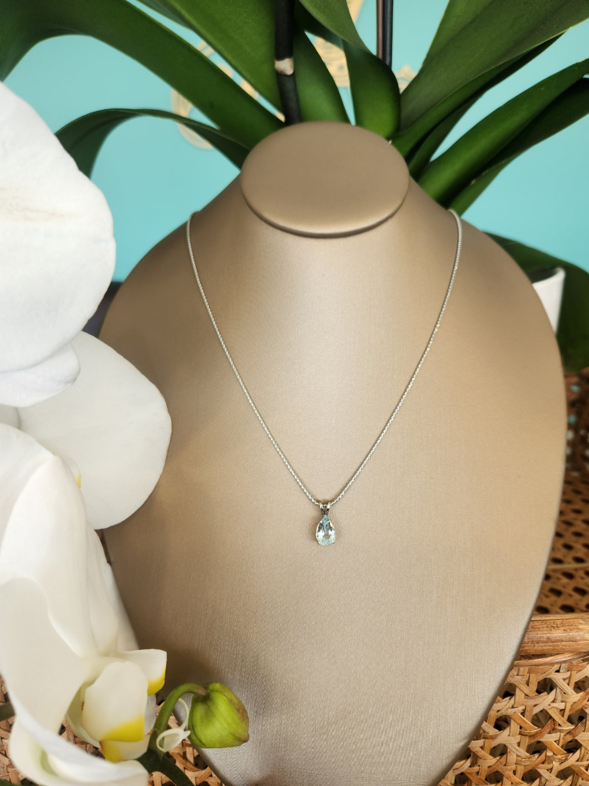 14 Karat White Gold Pear Shaped Aquamarine Solitaire Pendant