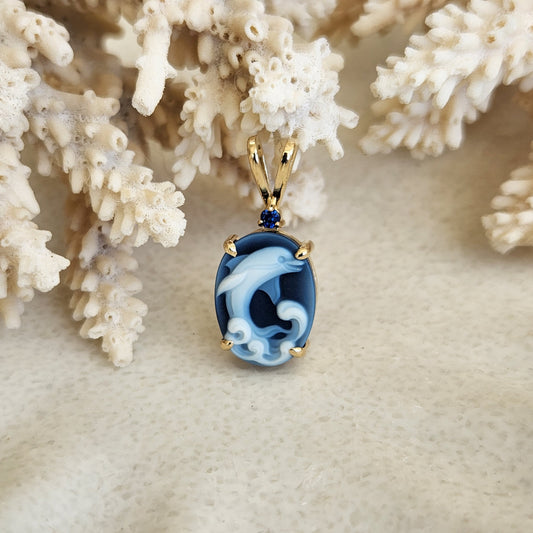 14 Karat Yellow Gold Agate Cameo With Blue Sapphire Accent