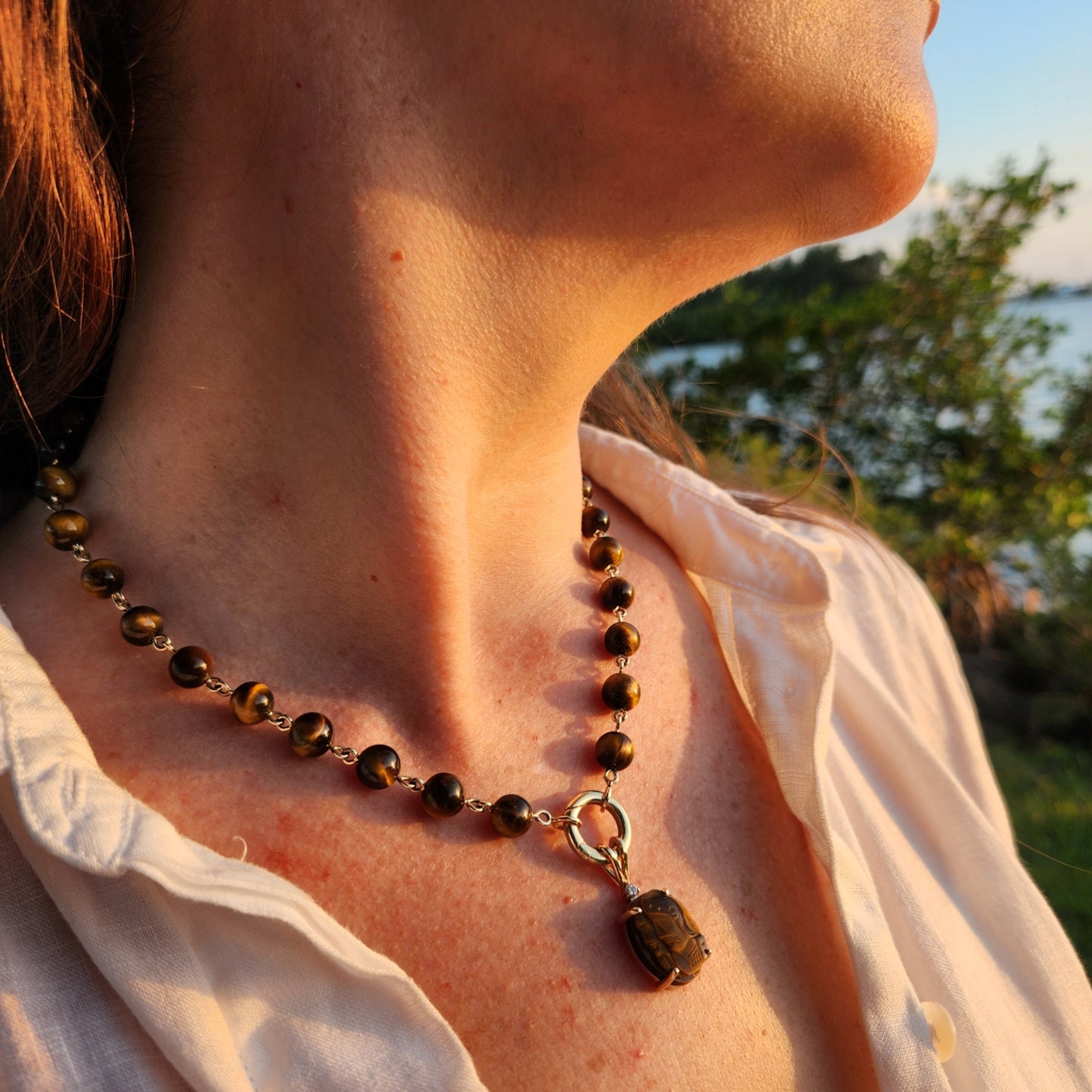 14 Karat Yellow Gold 8 Mm Tiger's Eye Bead Link Chain Necklace With Opening Circle Bail Clasp, 18"