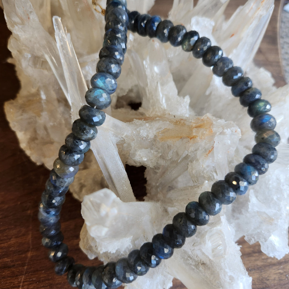 14 Karat Yellow Gold 10.5 Mm Faceted Roundel Labradorite Bead Strand Necklace With Oval Lobster Clasp, 18"