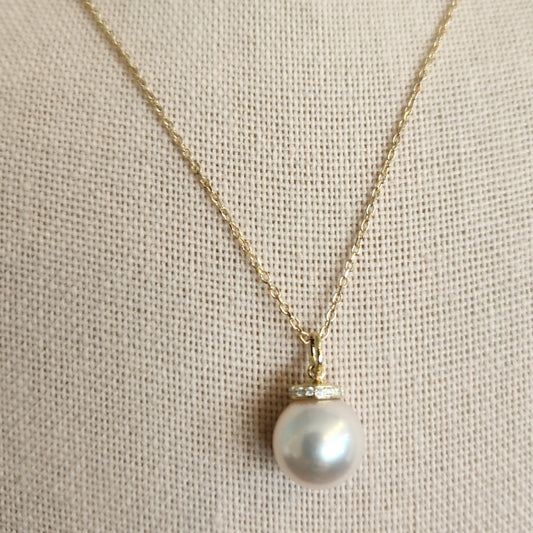 14 Karat Yellow Gold 9.5 Mm Akoya Pearl Necklace With Hidden Diamond Halo, 16-18"