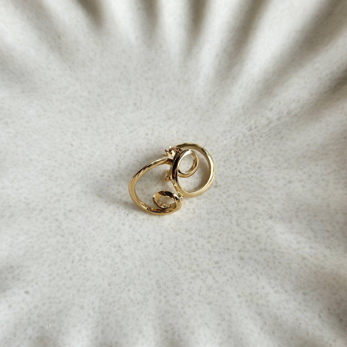 14 Karat Yellow Gold Polished Circle Earrings