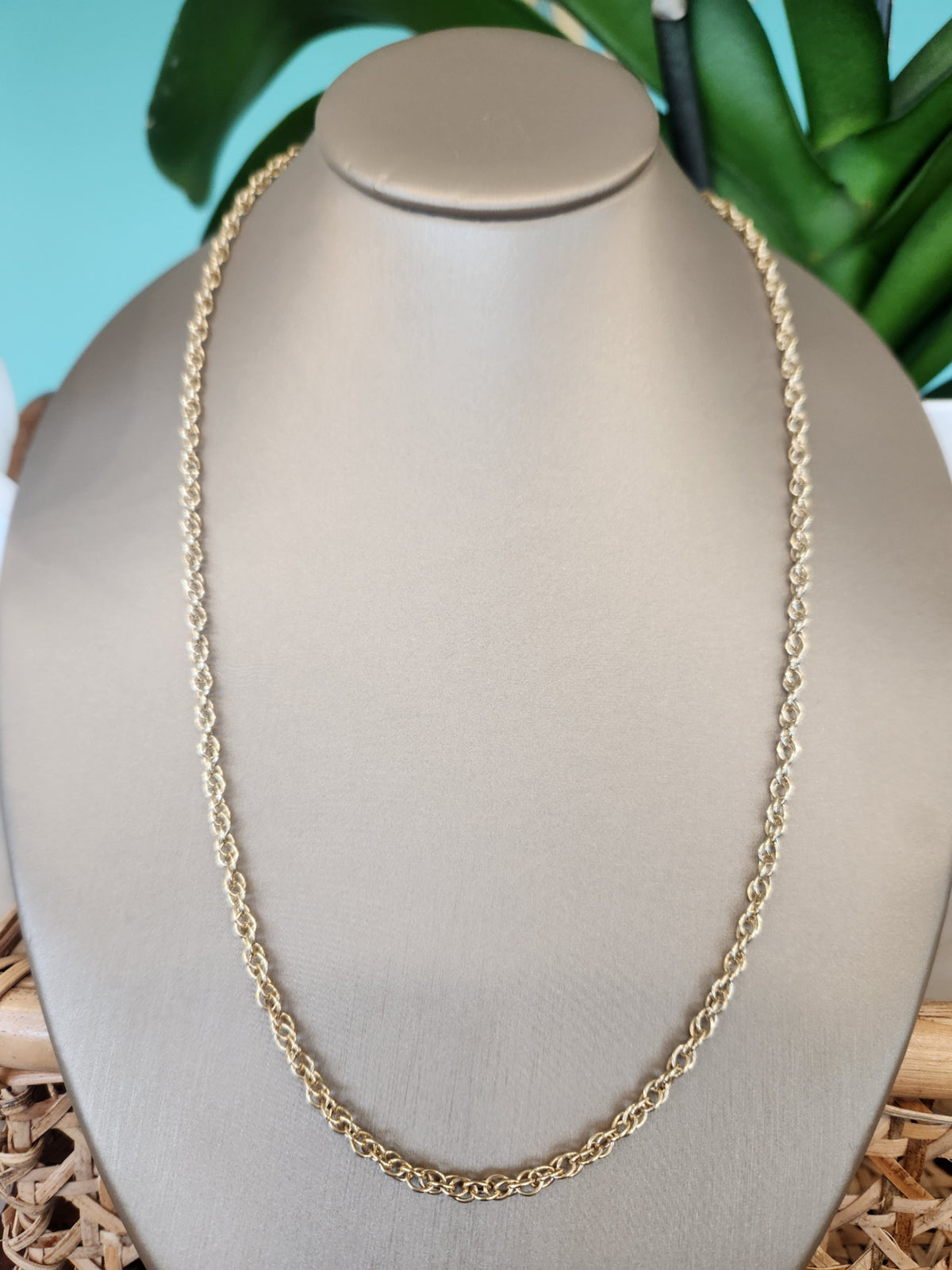 14 Karat Yellow Gold 3.5 Mm Open Rope Link Chain, 24"
Solid