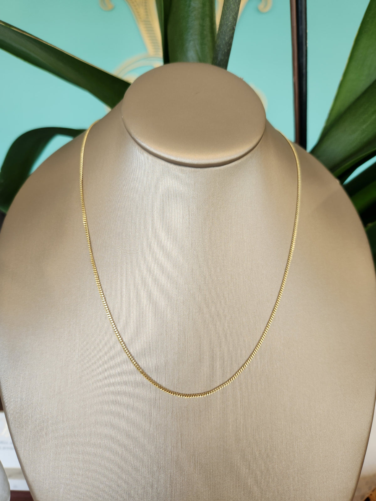 14 Karat Yellow Gold 1.5 Mm Curb Link Chain, 17.75"