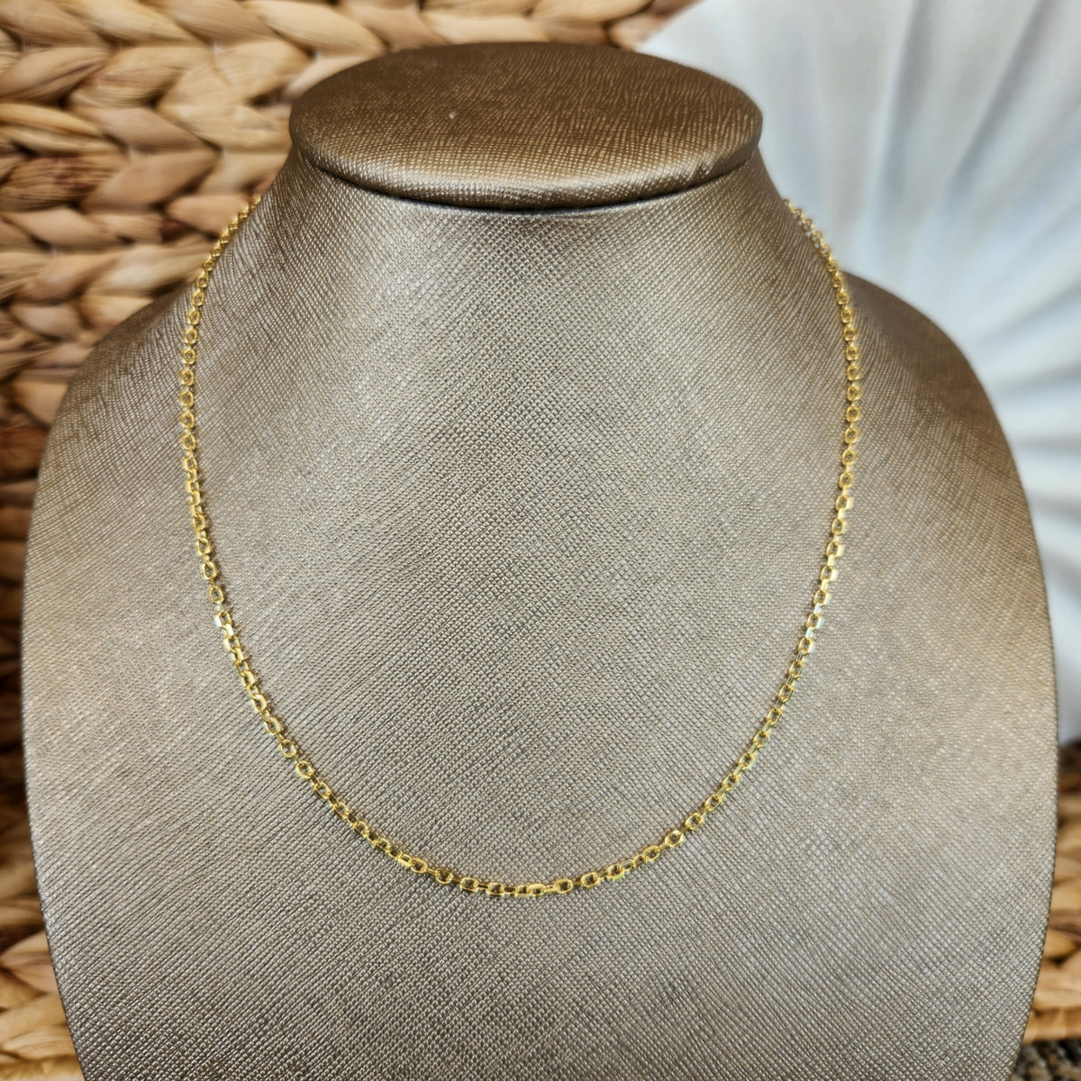 18 Karat Yellow Gold Polished 2.3Mm Solid Diamond-Cut Cable Chain, 18"